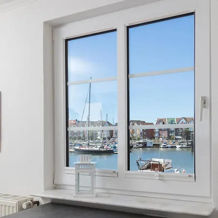 City-marina Cuxhaven, Unterdeck * Cuxhaven